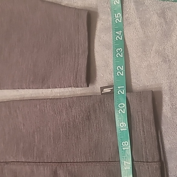 0394. EUC ~ Skechers Performance ~ Medium ~ 3/4 zip Pullover ~ GoGolf - Picture 4 of 11